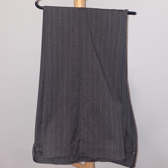 Women’s Worthington Dress Dark Gray Pin Striped Pants 16 petite - Picture 2 of 10